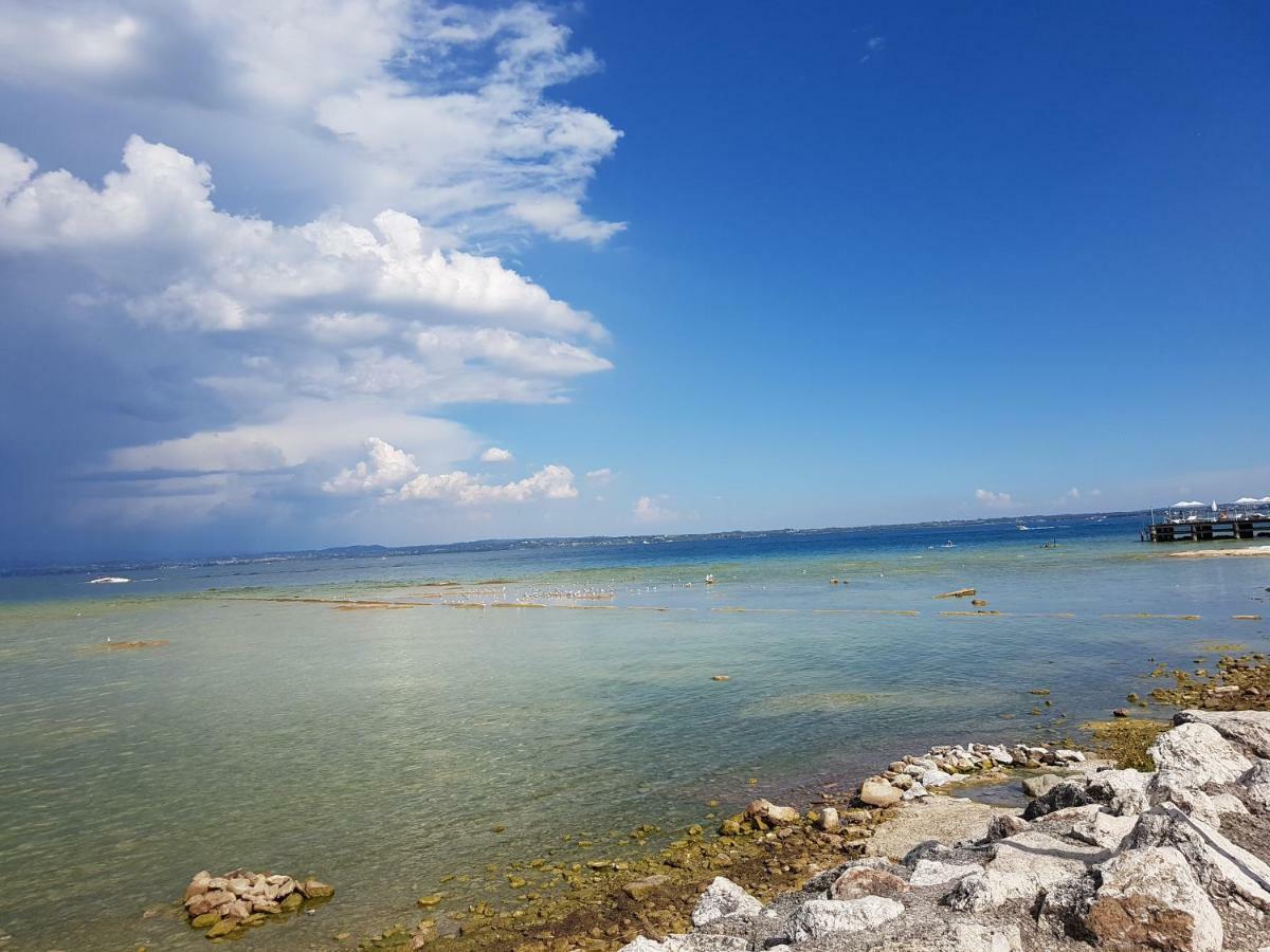 King' S Apartment Σιρμιόνε Εξωτερικό φωτογραφία